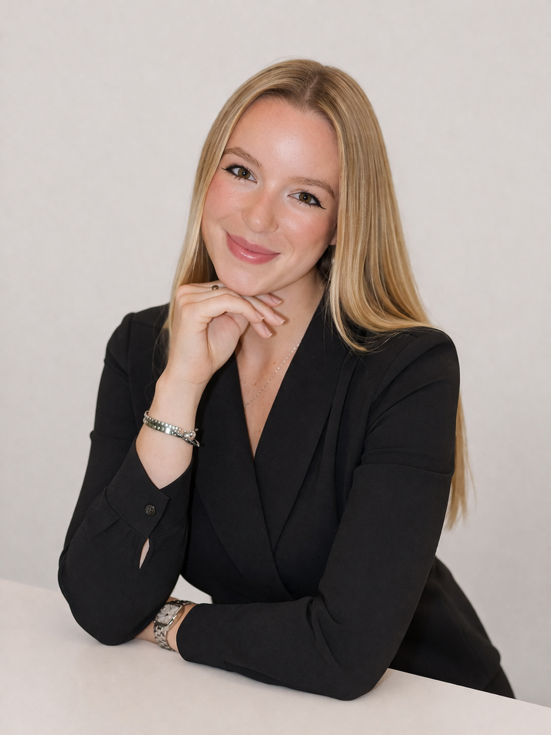 Lena, licensed life and health insurance advisor